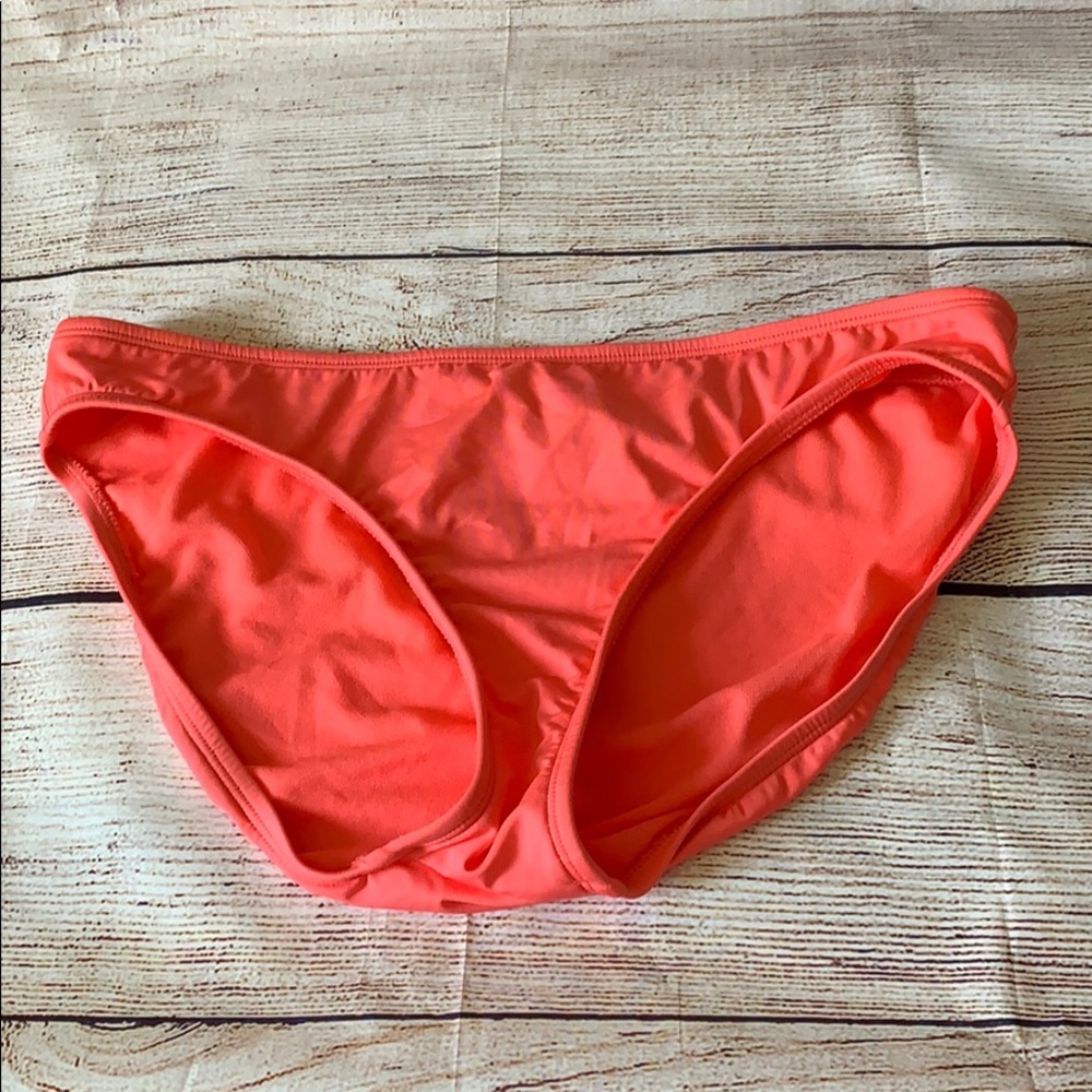 Kenneth Cole Tankini Set - Picture 5 of 7